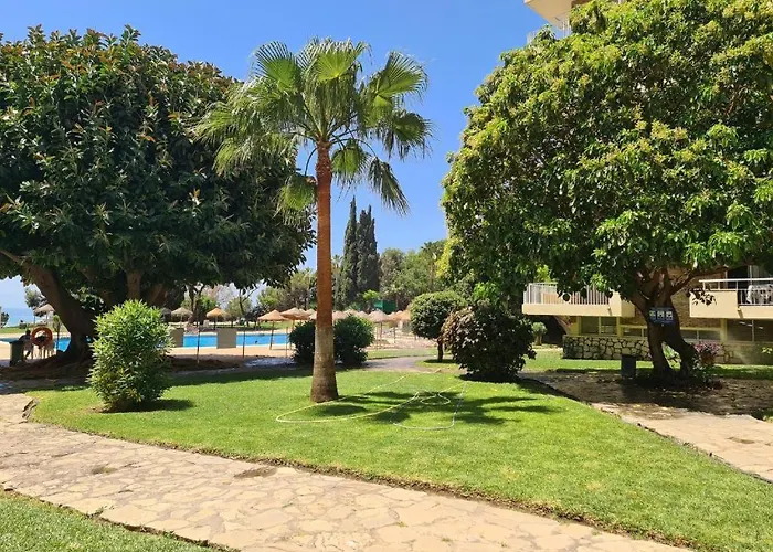 Iris Home Pool And Garden