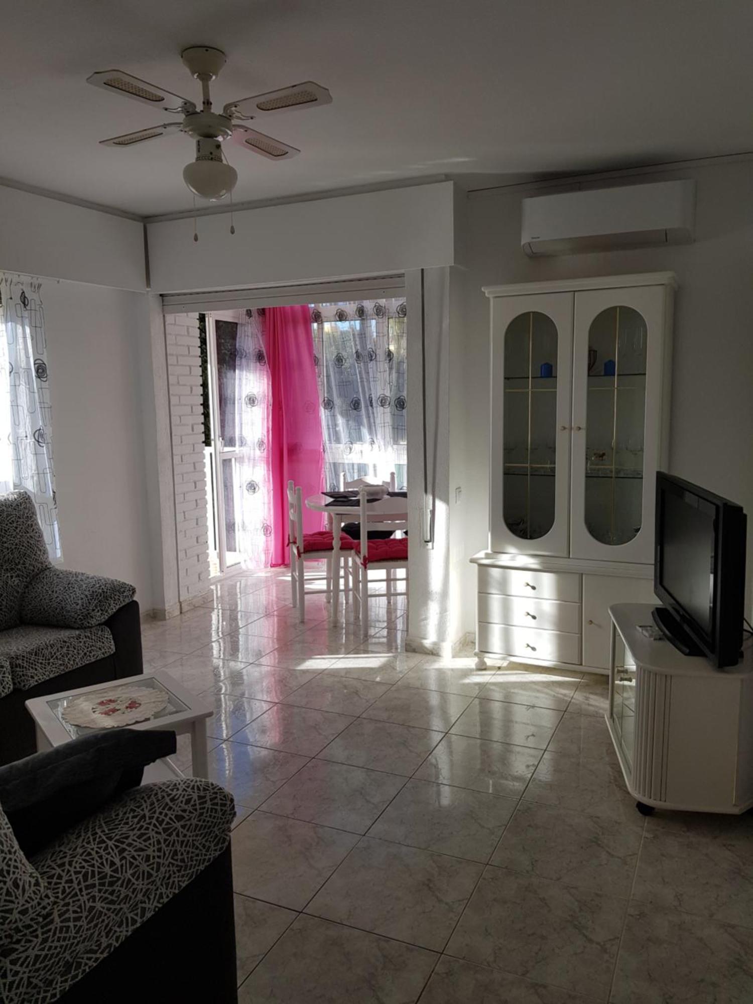 Iris Pool And Garden Apartment